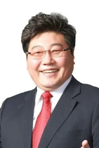 Portrait of Bang Hyung-joo