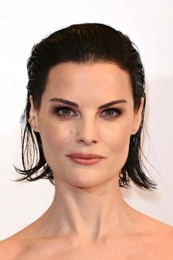 Portrait of Jaimie Alexander