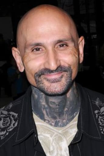 Portrait of Robert LaSardo