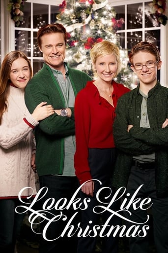 Poster of Looks Like Christmas