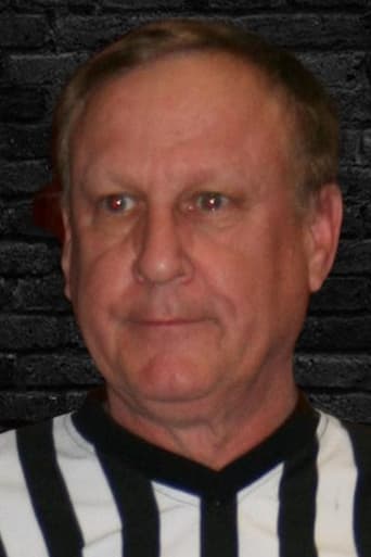 Portrait of Earl Hebner