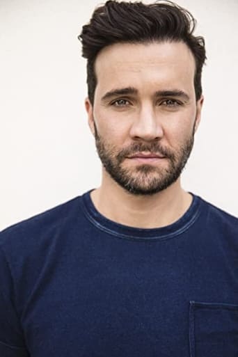 Portrait of Gil McKinney