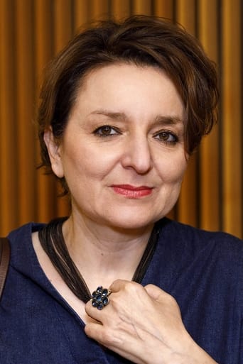 Portrait of Éva Illouz