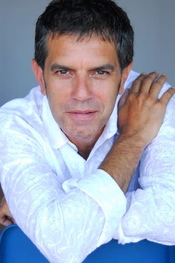 Portrait of Roberto Martínez