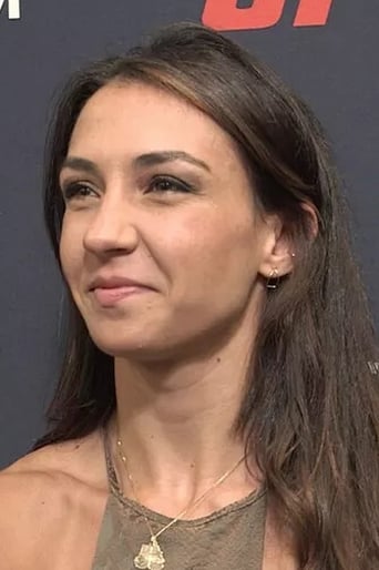 Portrait of Amanda Ribas