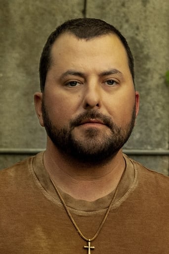 Portrait of Tyler Farr