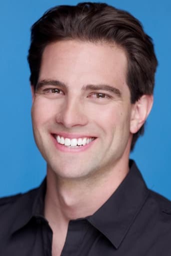 Portrait of Scott McGillivray