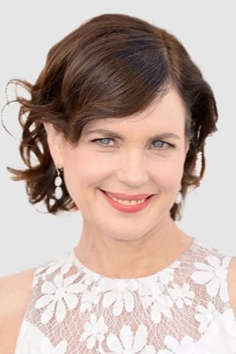 Portrait of Elizabeth McGovern