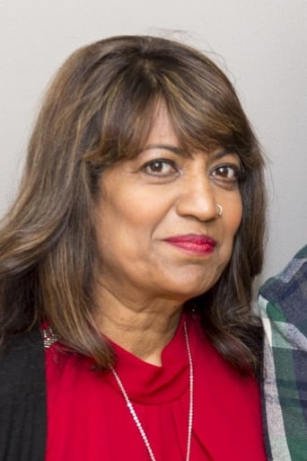 Portrait of Shanthi Ranganathan