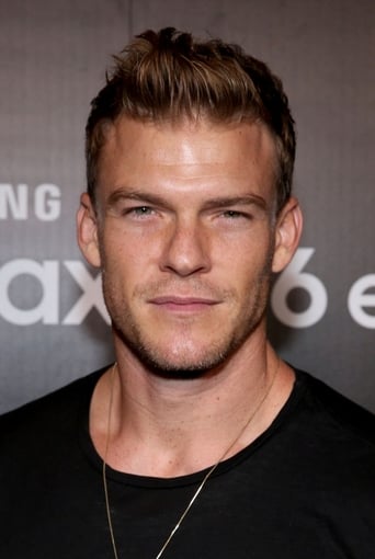 Portrait of Alan Ritchson