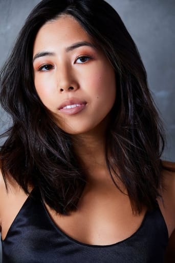 Portrait of Elyse Pham