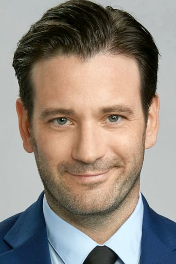 Portrait of Colin Donnell