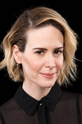 Portrait of Sarah Paulson