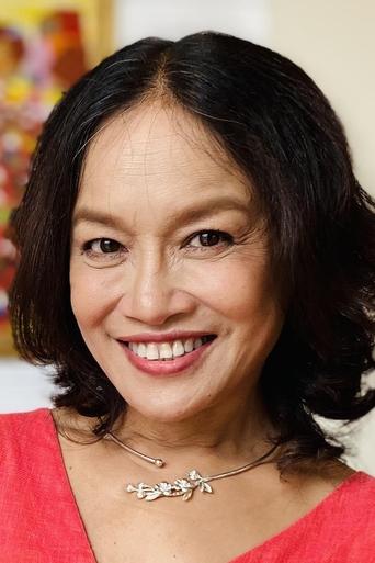 Portrait of Tú Oanh