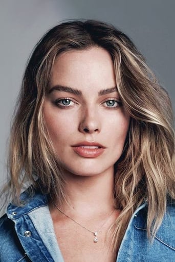 Portrait of Margot Robbie