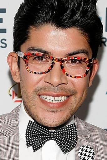 Portrait of Mondo Guerra