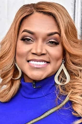 Portrait of Mariah Huq