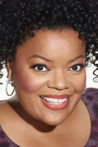 Portrait of Yvette Nicole Brown