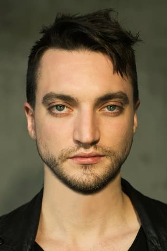 Portrait of Richard Harmon