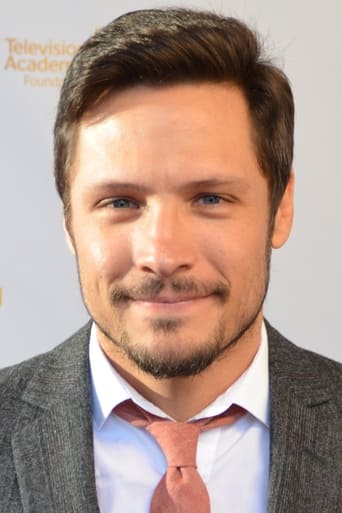 Portrait of Nick Wechsler