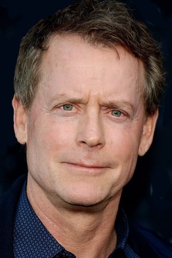 Portrait of Greg Kinnear