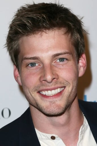 Portrait of Hunter Parrish