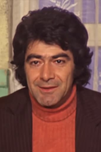 Portrait of Özcan Özgür