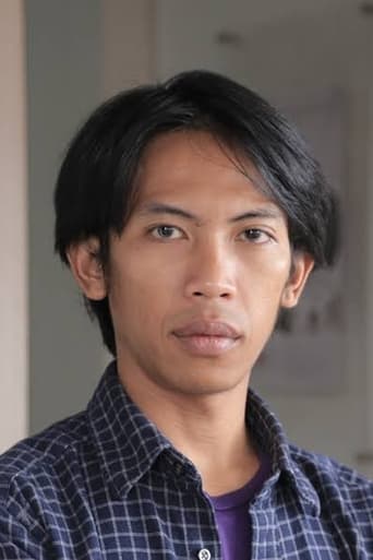 Portrait of Loeloe Hendra