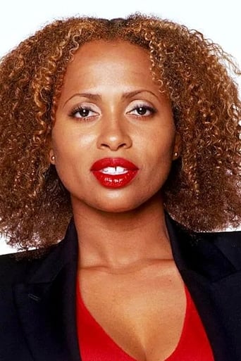 Portrait of Lisa Nicole Carson