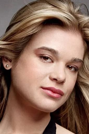 Portrait of Ellen Muth