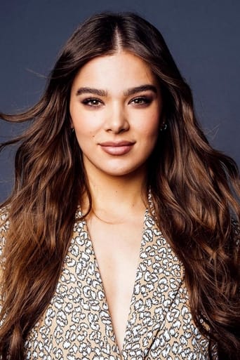 Portrait of Hailee Steinfeld