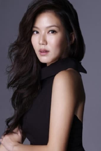 Portrait of Rui En