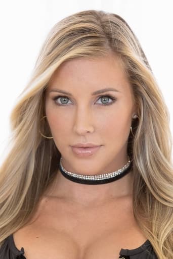 Portrait of Samantha Saint