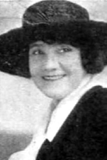 Portrait of Lottie Williams