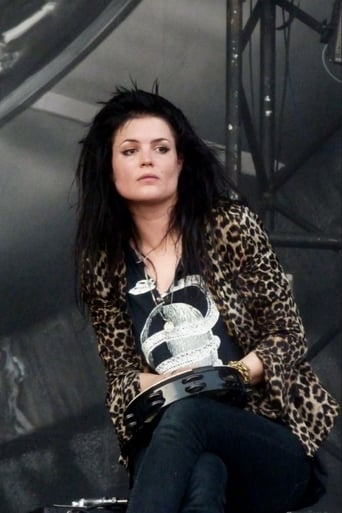 Portrait of Alison Mosshart