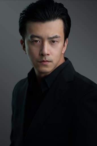 Portrait of Mike Pu