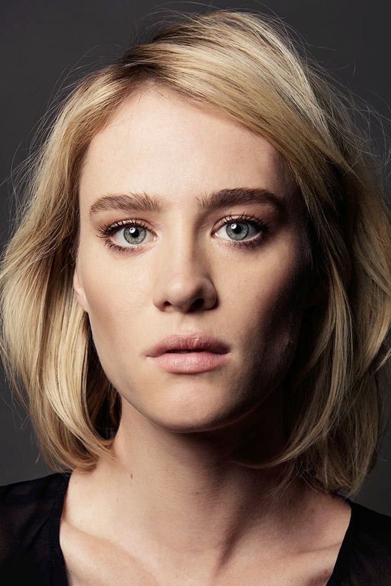 Portrait of Mackenzie Davis