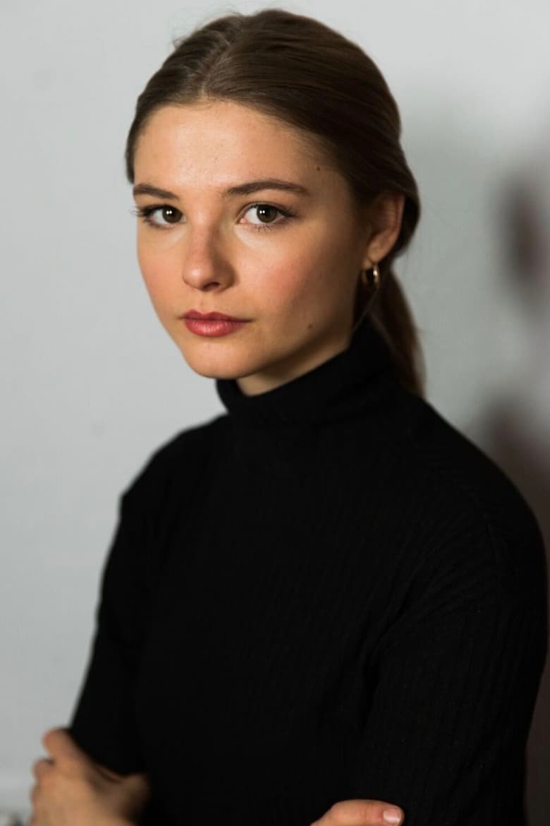 Portrait of Stefanie Scott