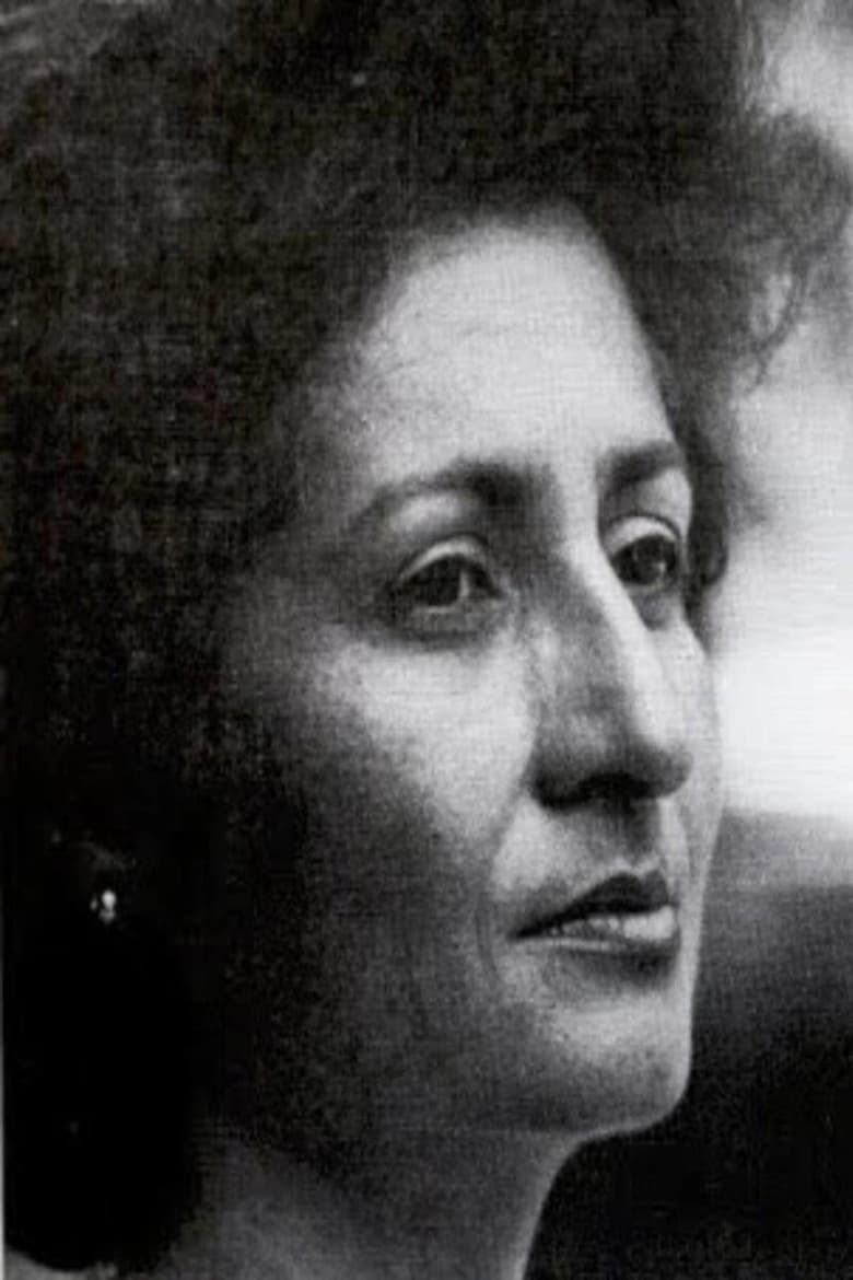 Portrait of Sheida Gharachedaghi