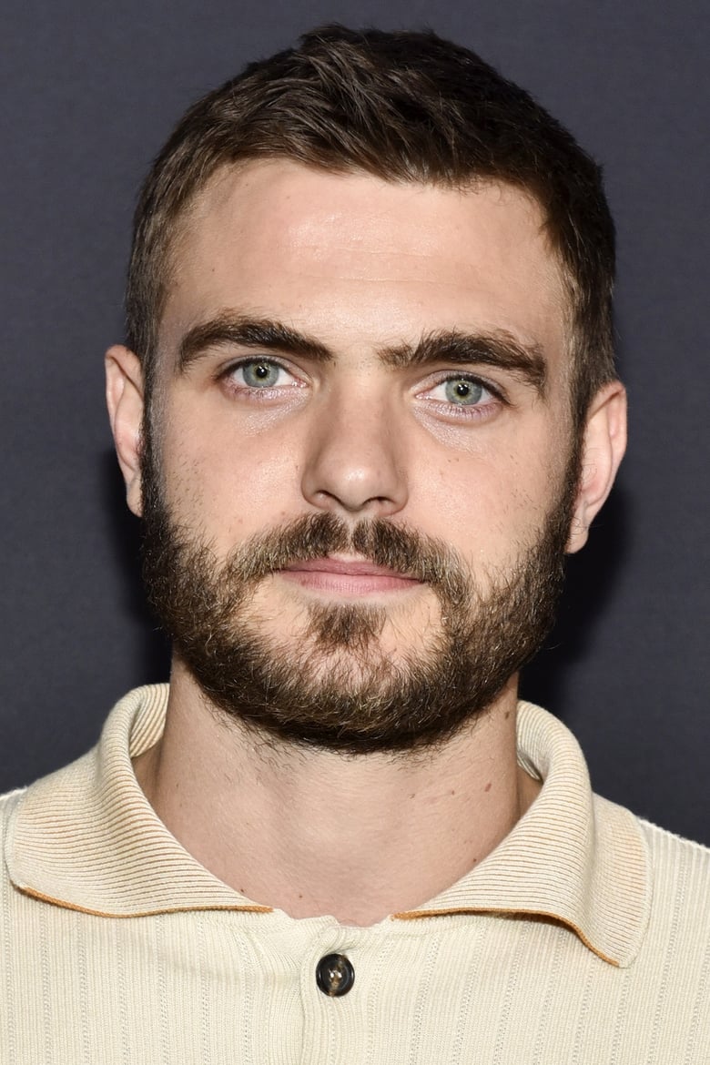 Portrait of Alex Roe