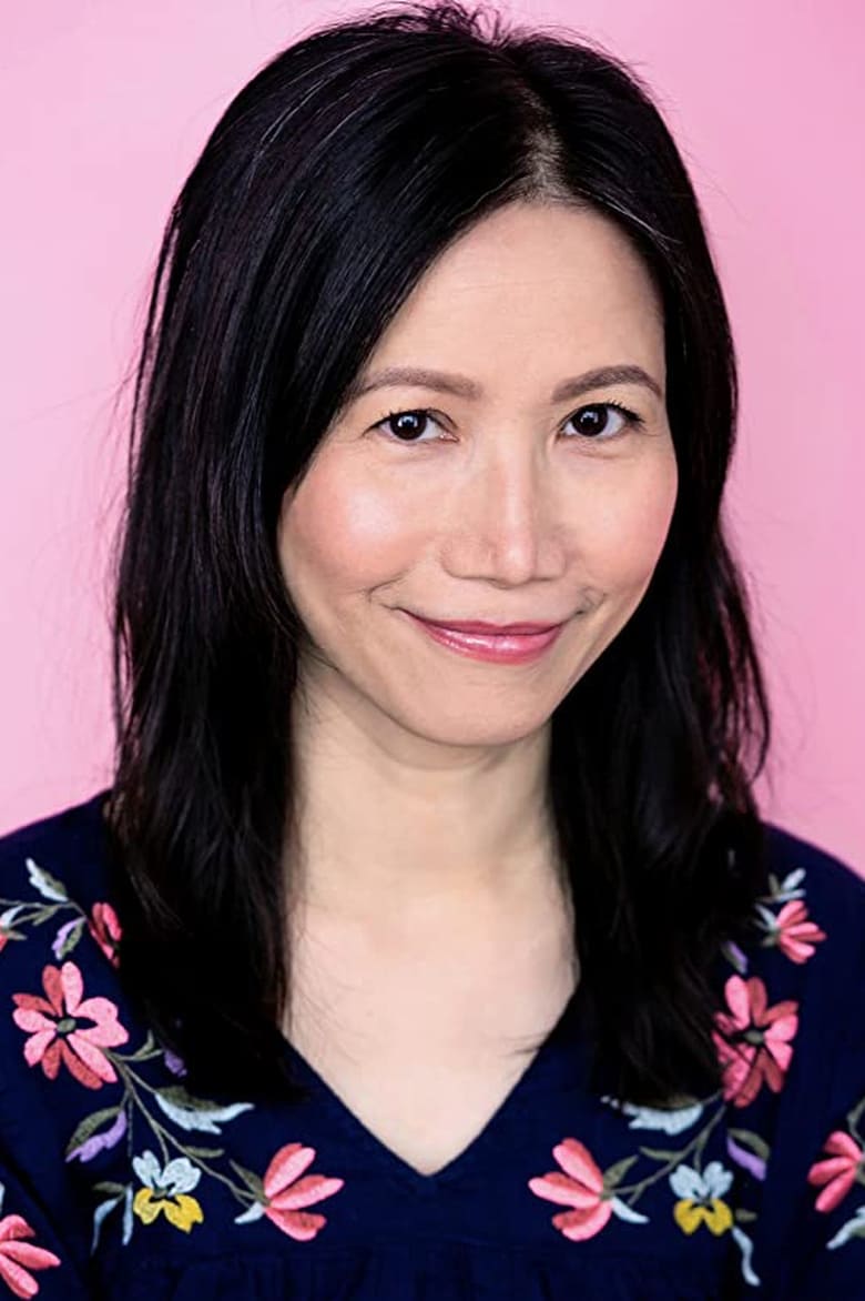 Portrait of Elyse Dinh