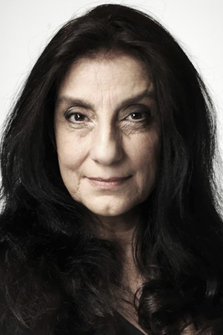 Portrait of Souad Faress