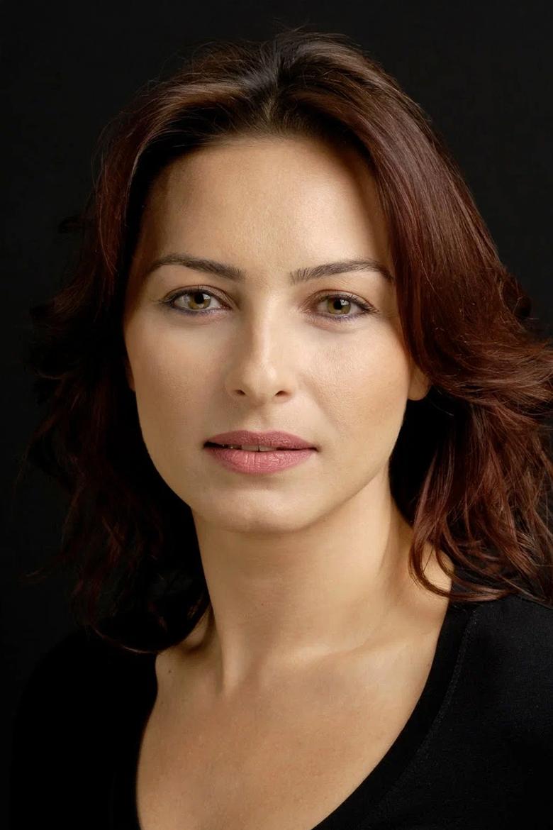 Portrait of Ayça Bingöl