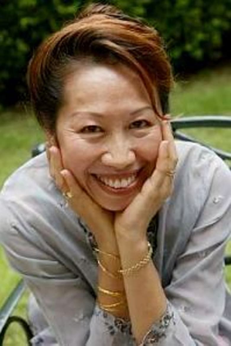 Portrait of Pearlly Chua