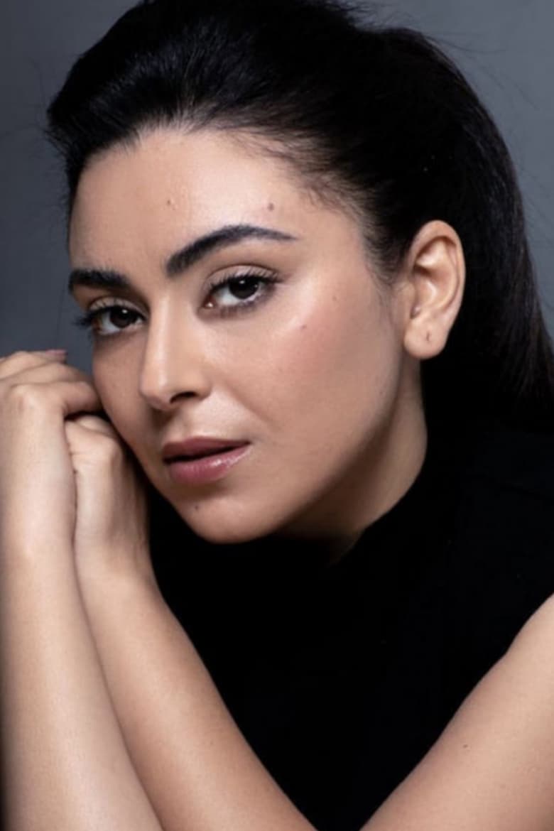 Portrait of Noha Abdin