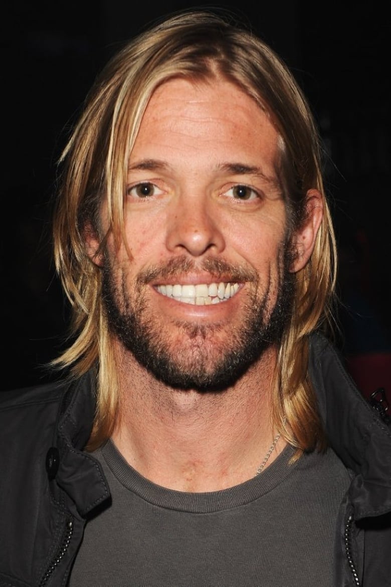 Portrait of Taylor Hawkins