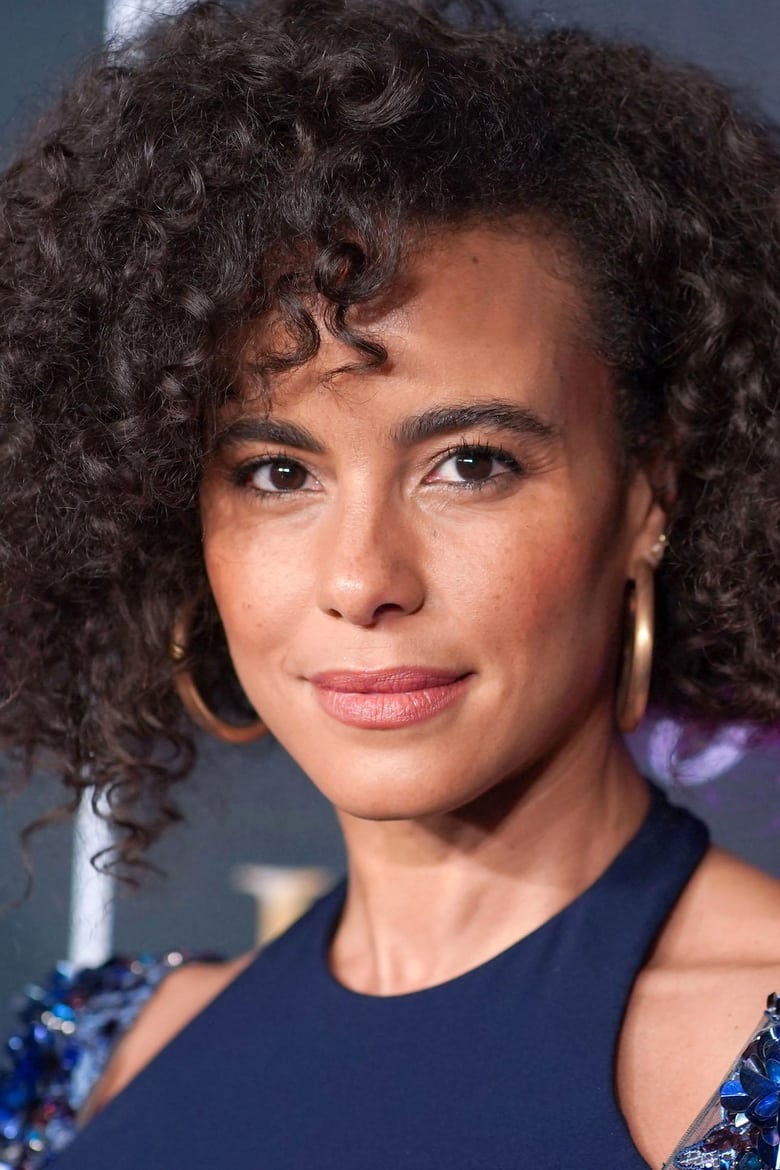 Portrait of Parisa Fitz-Henley