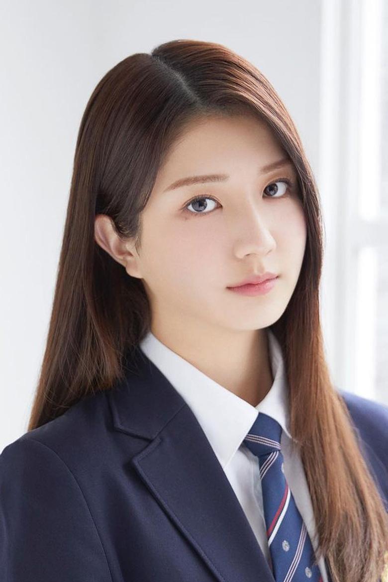 Portrait of Momoka Hirai