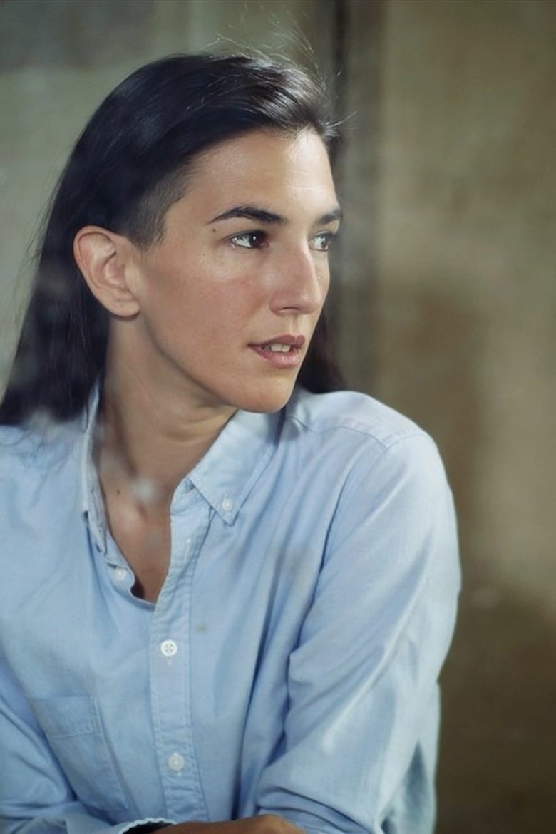 Portrait of Soraya Garlenq