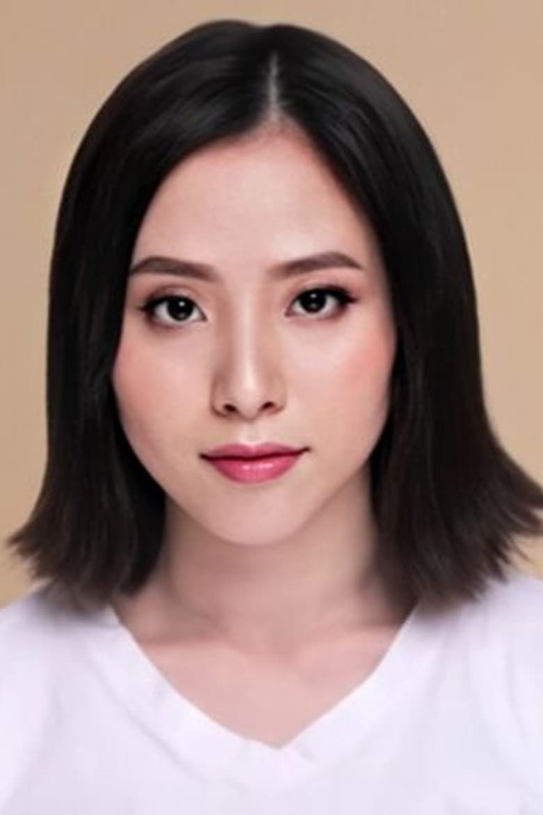 Portrait of Linh Mai